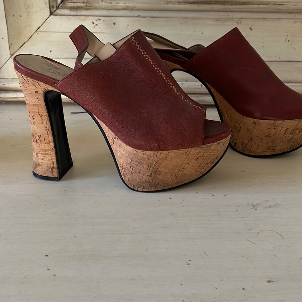 Chloe heels